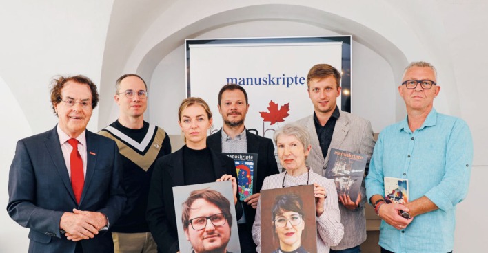 Die Fachjury mit Bildern der Gewinner.
