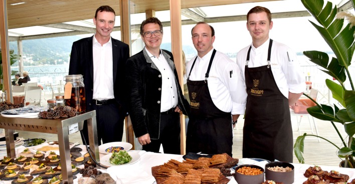 Hotel-Direktor Christian Kaindl (Seehotel am Kaiserstrand), Marc Baldauf (Dir. Berghotel Biberkopf), Küchenchef Philip Lochmann und Sous Chef Damir Stefanic.