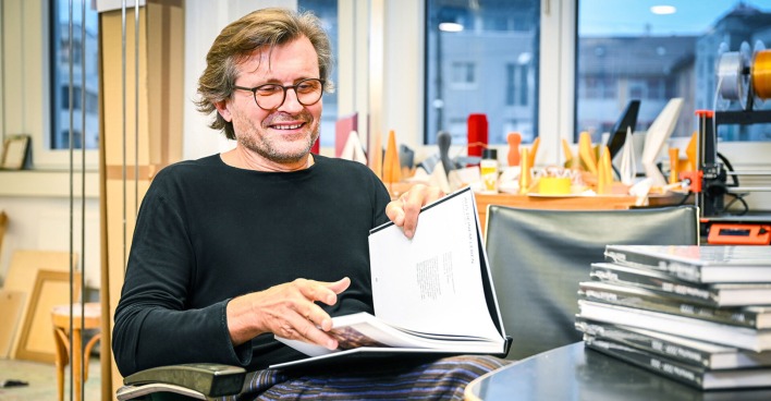 „Jede Aufgabe, sei sie auch noch so klein, nehme ich ernst, erst dann bin ich zufrieden.“ Marbod Fritsch, Künstler
