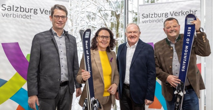 Die vier Verantwortlichen bei der Pressekonferenz