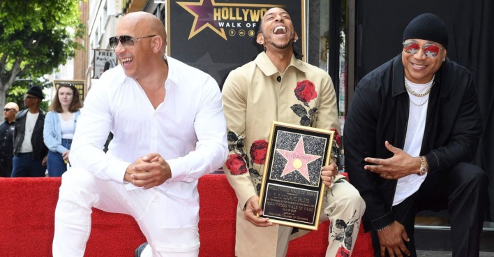 Vin Diesel mit zwei Rappern auf dem Walk of Fame in Hollywood.