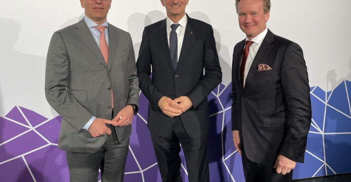 IV Tirol-Präs. Christoph Swarovski, LH Anton Mattle und Bundes-IV-Präs. Georg Knill (v. li.).