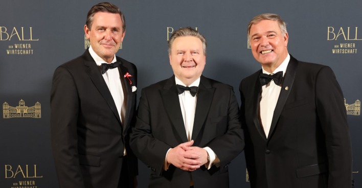 Peter Hanke, Michael Ludwig und Walter Ruck im Smoking | Credit: Katharina Schiffl
