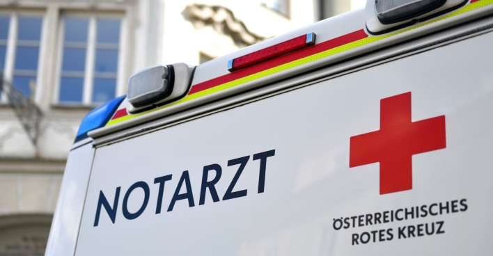 Ein österreichischer Notarzt-Wagen.