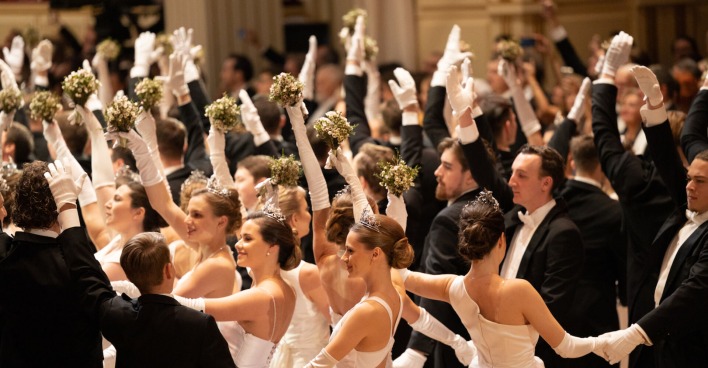 Debütanten beim Wiener Opernball.