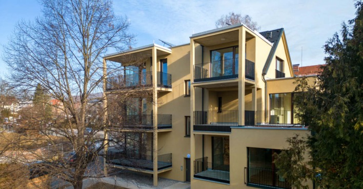 Neubau-Wohnungen mit Balkon, Terrasse und Grünfläche