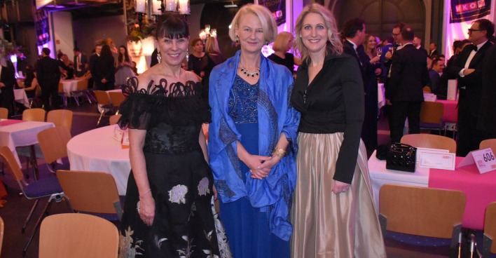 WKO-Vizepräsidentin Martha Schultz, Rektorin Veronika Sexl und WKT-Vizepräsidentin Martina Entner (v. li.).