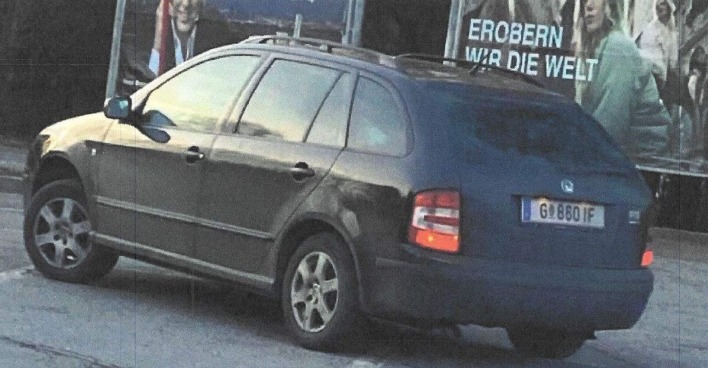 Foto des Fluchtautos: ein schwarzer Skoda Fabia Kombi.