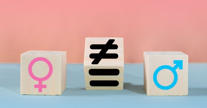 Würfel, die den Gender Pay Gap visualisieren.