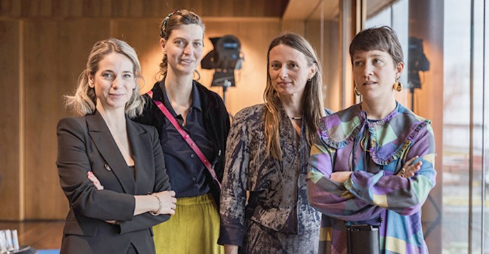 STAGE  Kuratorinnen:  Verena Kaspar-Eisert, Fiammetta Griccioli,  Matylda Krzykowski und Elise Lammer (v. li.)