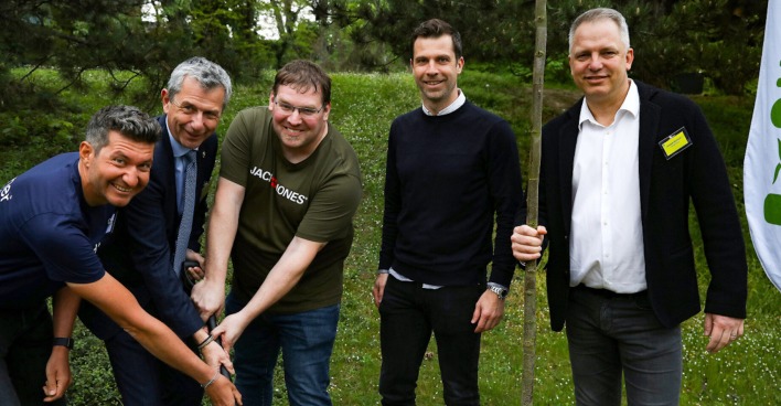 Gruppenbild im Garten