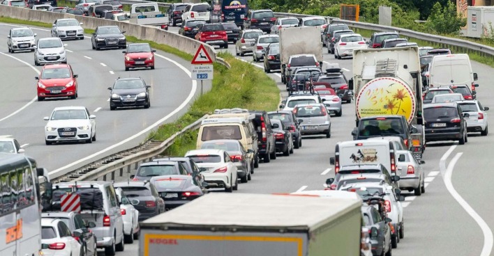 Mega-Stau am Pfingstwochenende auf Österreichs Autobahnen.