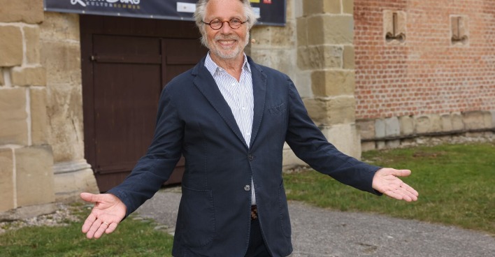 Adi Hirschal