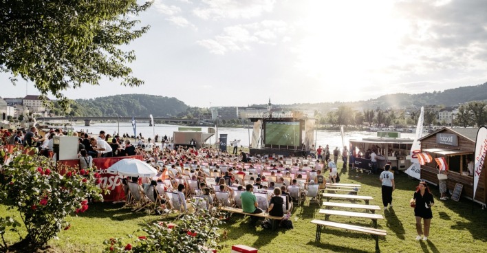 EM Public Viewing Donaulände Linz