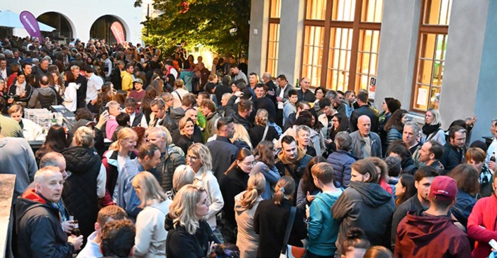 Beste Stimmung bei Beats &amp; Beer in Bludenzer Altstadt.