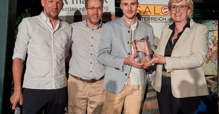 Schlossquadrat Trophy