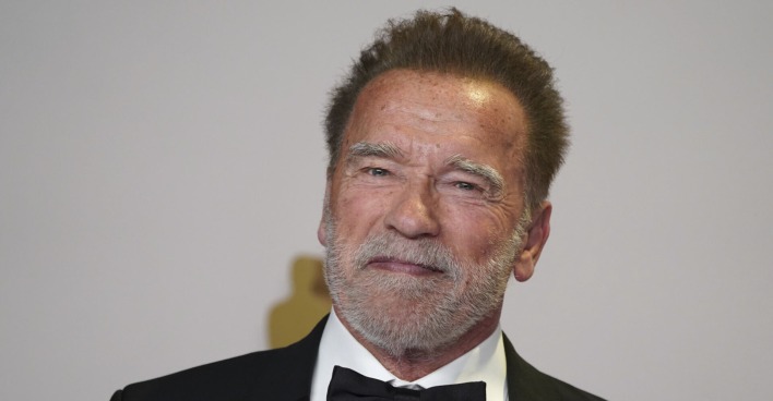 Arnold Schwarzenegger in einem Smoking