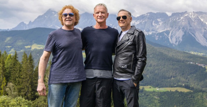 Mick Hucknall trat einst als Support für Stings "The Police" auf. Sting wiederum tourte bereits mit Bryan Adams. Dass die drei an einem Festival auf derselben Bühne stehen, ist aber eine Premiere.
