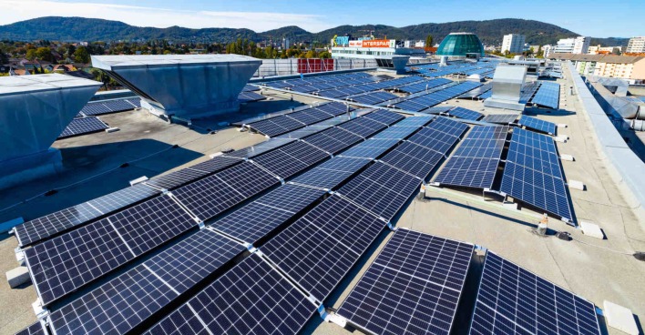 Photovoltaikanlage auf einem Dach