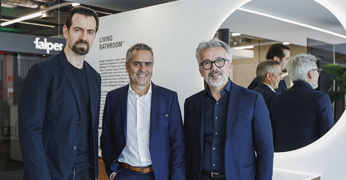 Überraschungsgast Victor Vasilev (Designer), Robert Küng (Geschäftsführer Inhaus) und Luca Fallavena (Falper) (v. li.)