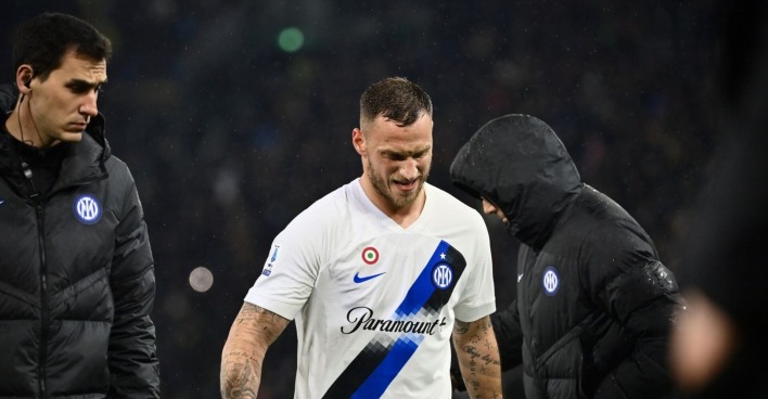 Marko Arnautovic verletzt im Inter Mailand Dress
