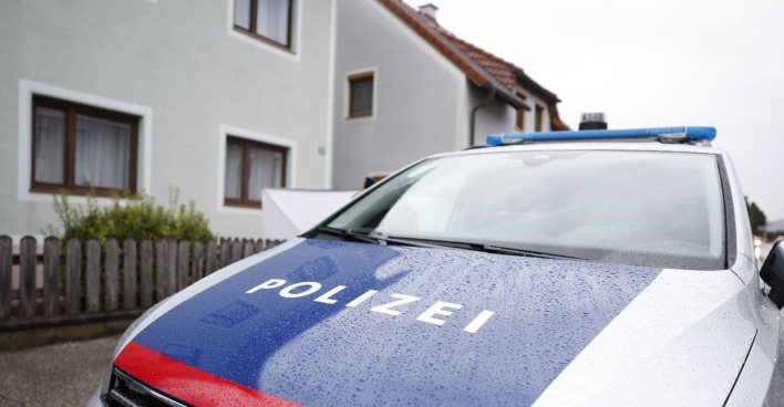 Polizeiwagen in der Gemeinde Kindberg
