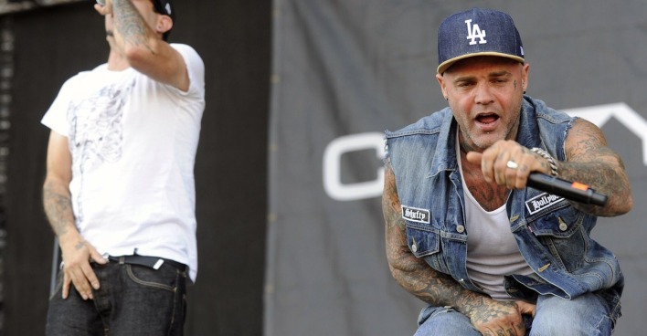 Shifty Shellshock auf der Bühne.