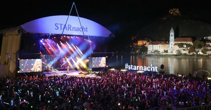 Bühne bei der Starnacht aus der Wachau 2023.