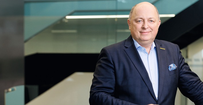 Top-Manager Andreas Klauser führt Palfinger seit 2018 als Vorstandsvorsitzender (CEO) und stellt das Unternehmen als Konzern international breit auf.