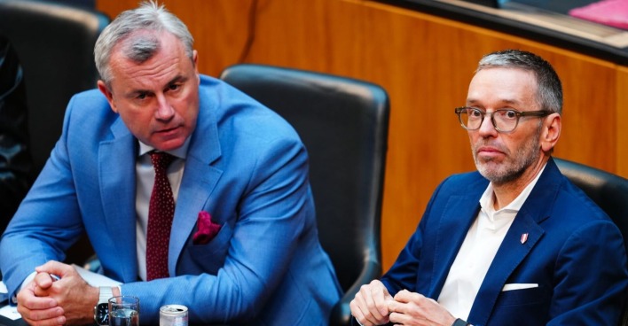 Der Dritte Nationalratspräsident Norbert Hofer und FPÖ-Chef Herbert Kickl im Parlament