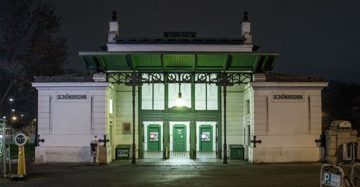 Die U-Bahnstation "Schönbrunn" in Wien
