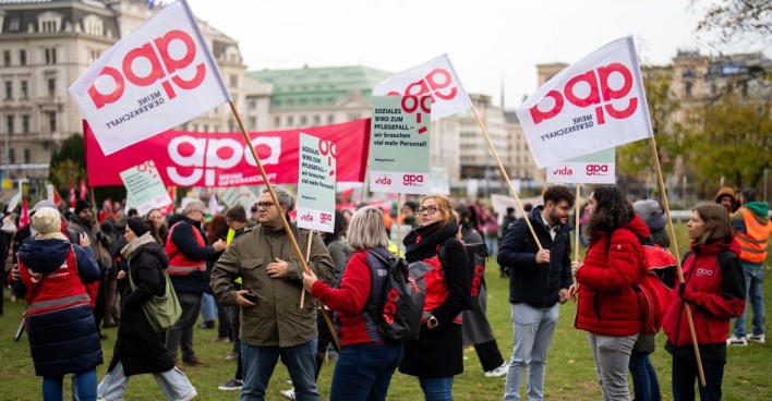 Im November hat die Gewerkschaft in Wien für höhere Gehälter demonstriert.
