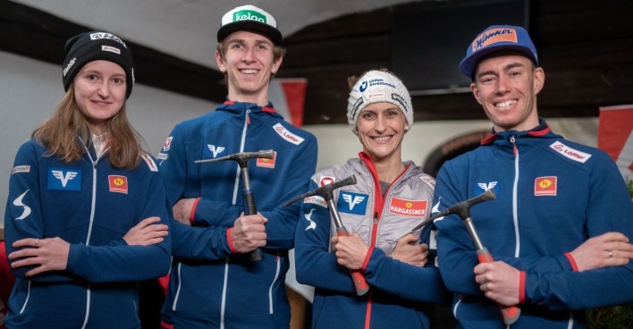 Julia Mühlbacher, Daniel Tschofenig, Eva Pinkelnig und Stefan Kraft bei einem Sponsoren-Event
