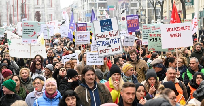 Öffentliche Betriebsversammlung und Demo der Sozialwirtschaft am Dienstag, 8. November 2022, in Wien