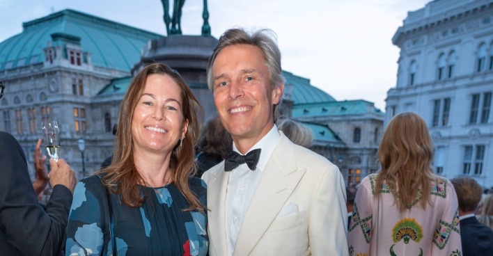 Birgit Lauda und Marcus Sieberer bei der Albertina