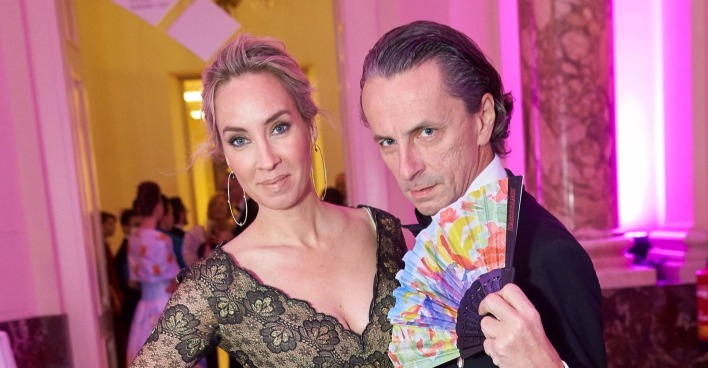 Nadja Bernhard und Christian Rainer posieren zusammen