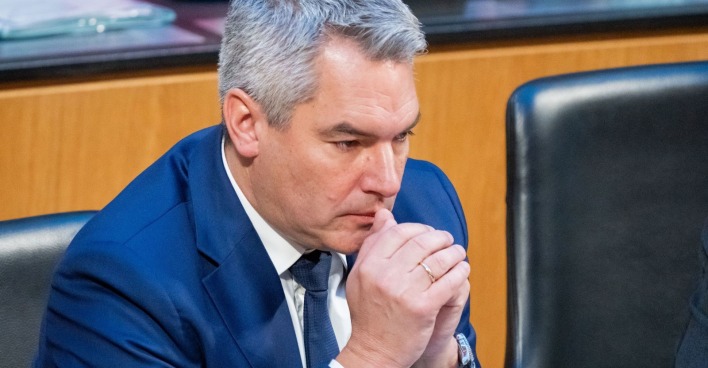 Karl Nehammer hat seinen Rücktritt verkündet.