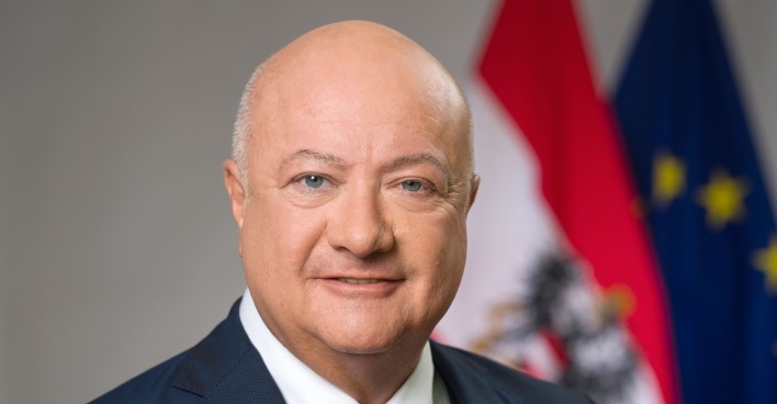 Bundeskanzler Christian Stocker hat mit Tal Shoham telefoniert.