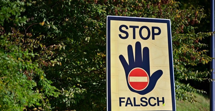 Warnschild