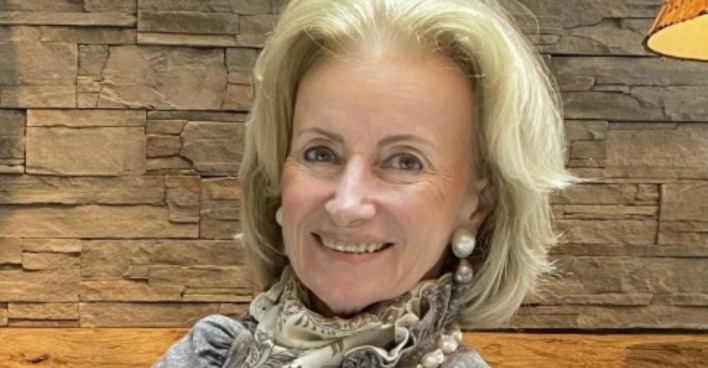 Elisabeth Gürtler lächelt