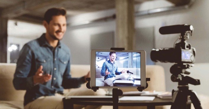 TikTok, Instagram oder Youtube: Social Media ersetzt für viele den Bankberater.