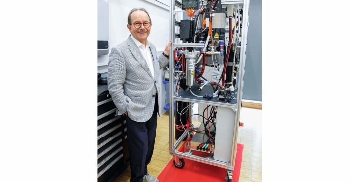 Klaus Fronius, Unternehmer