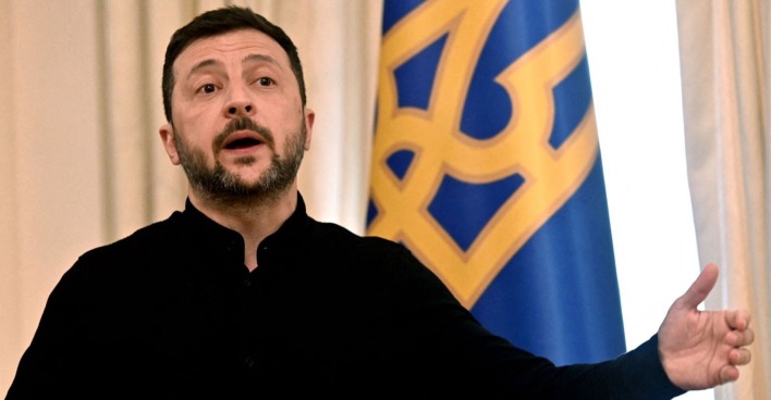 Wolodymyr Selenskyj bei einer Pressekonferenz