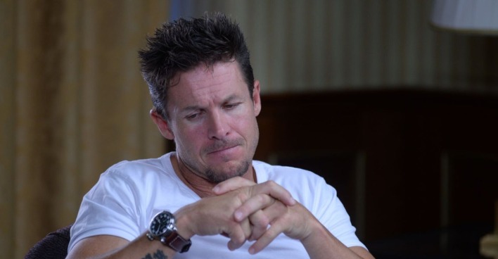 ACT action_19123904 -- Extremsportler Felix Baumgartner beim Fototermin im Marriott Bukarest / 221014