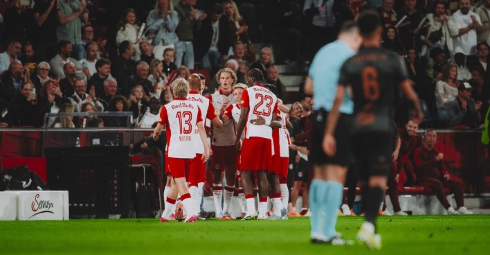Red Bull Salzburg feiert den Aufstieg – spielerisch ist aber noch viel Luft nach oben.