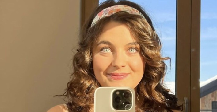 Ronja Forcher macht ein Selfie