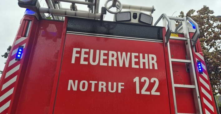 Einsatzfahrzeug der Wiener Feuerwehr im September 2024 in Wien Stammersdorf