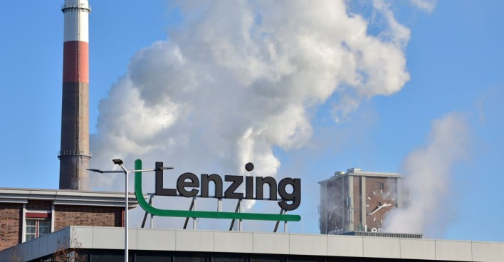 Fabrik der Lenzing AG in Österreich