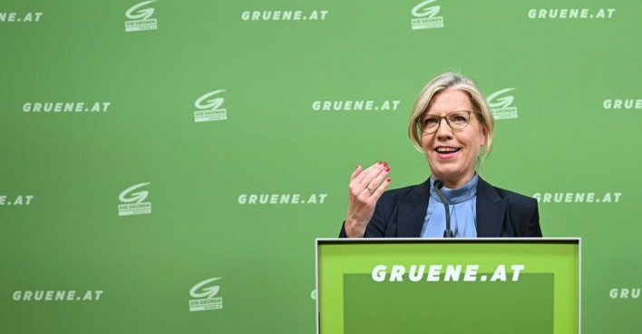 Grünen-Chefin Leonore Gewessler am Donnerstag, 7. August 2025, anl. der PK Die Grünen "Drei-Punkte-Plan für gerechte Arbeit" in Wien