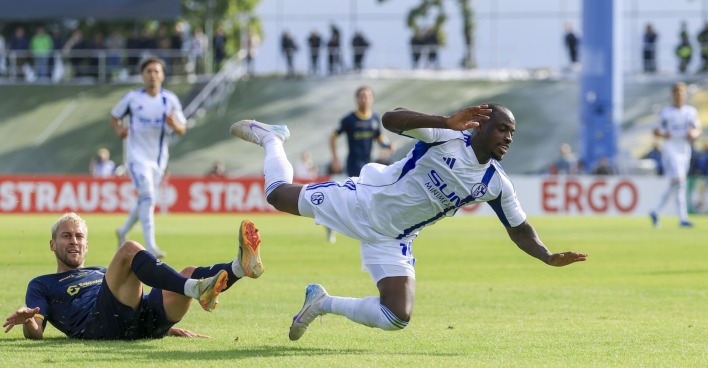 Schalker Antwi-Adjei war Opfer von Beleidigungen in Leipzig.